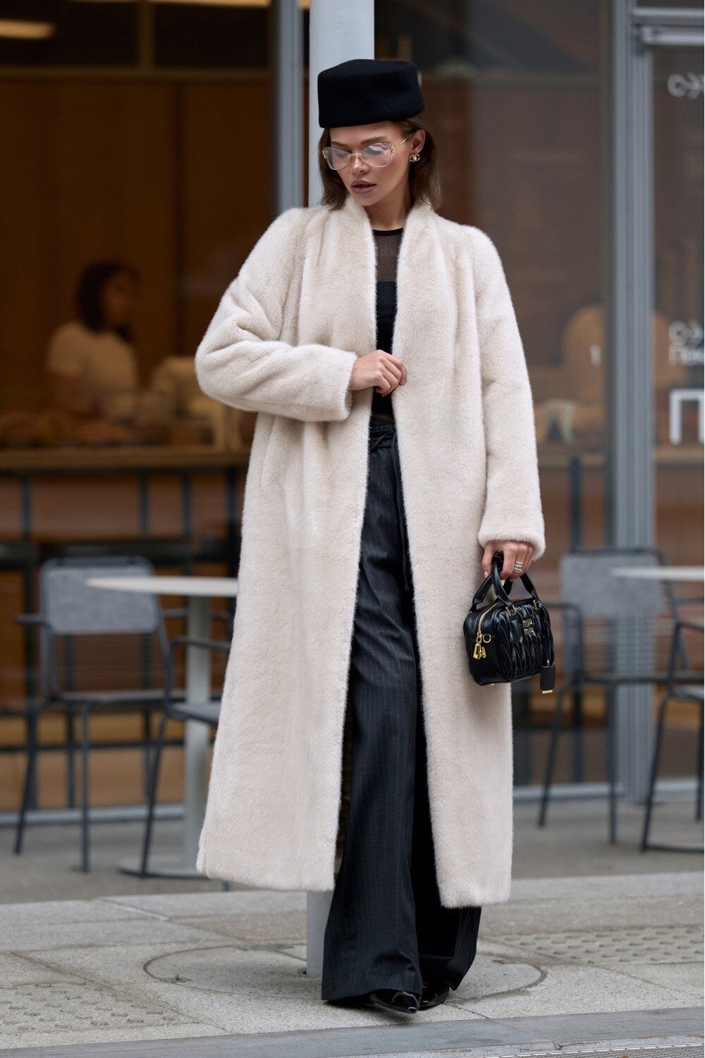 YASMINA Kunstpelzmantel