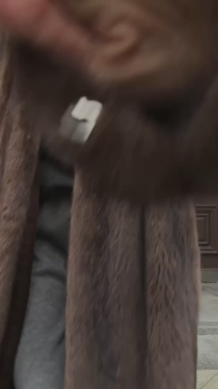 Juliet Dunkelbrauner Nerzmantel